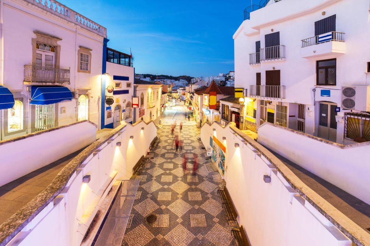 Warm Yellow Apartamento Albufeira